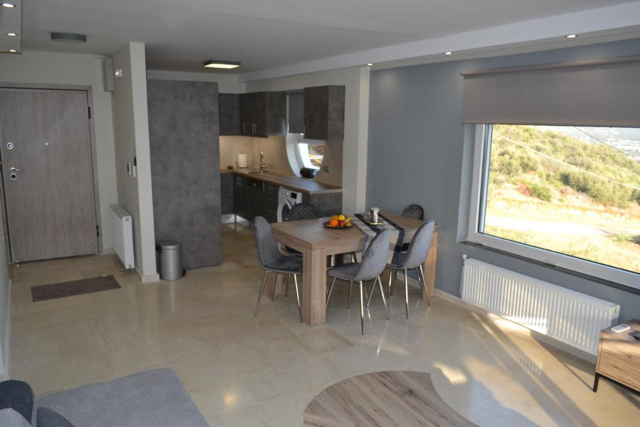 "Stergiou Luxury Apartments" Με Κοινη Πισινα Saronida Exteriör bild